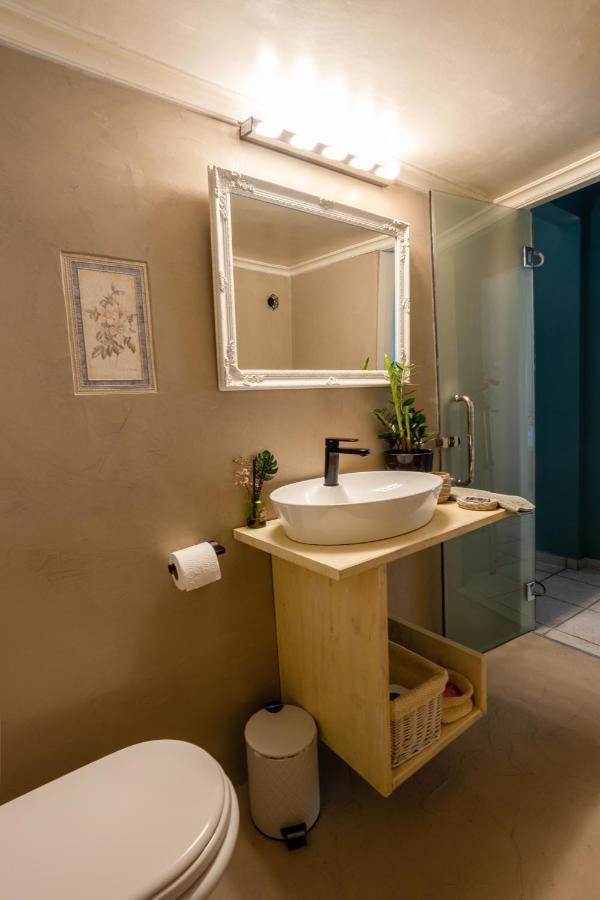 Athinas Apartment Pireus Exteriör bild